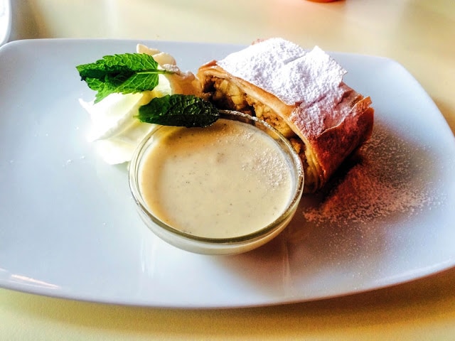 Hotel Zeitgeist Vienna: Apple Strudel