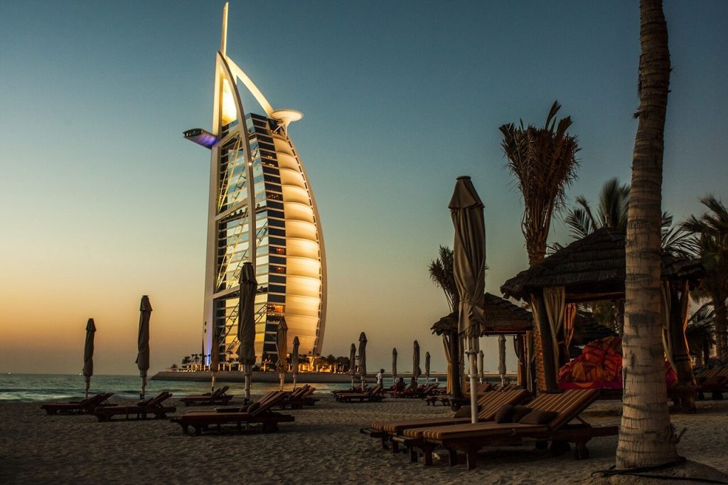 Places_to_visit_in_Dubai_itinerary_Burj_Al_Arab