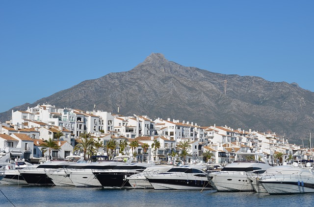 puerto banus 806346 640